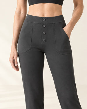 Studio Button Straight-Leg Pant in Charcoal Grey – detail | Velvetella
