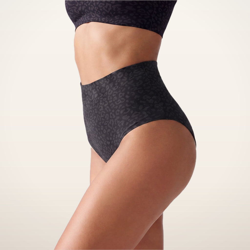 Esme Leopard Smoothing Briefs · Set of 6 | Velvetella
