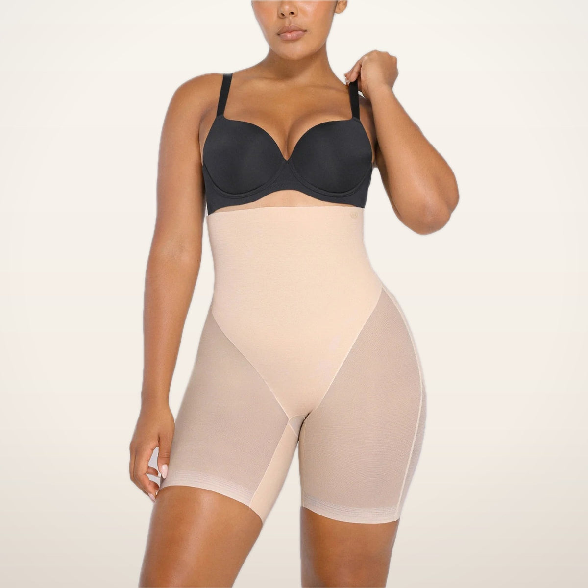 Mesh Smooth High-Waisted Mid Thigh Shorts | Velvetella
