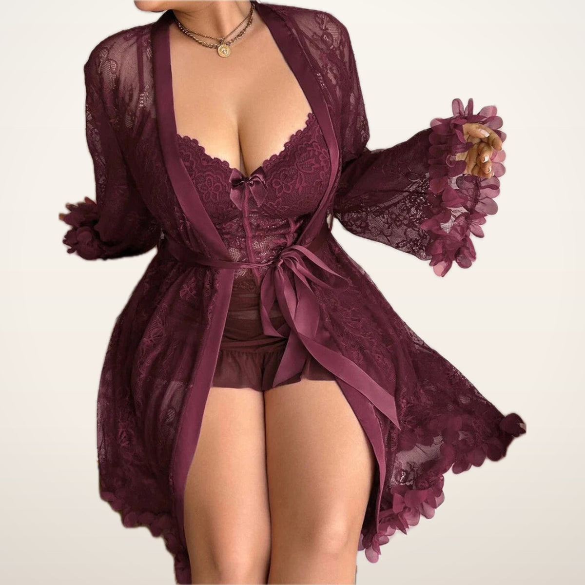 Amelie Curve Lace Nightgown & Sheer Robe Set | Velvetella
