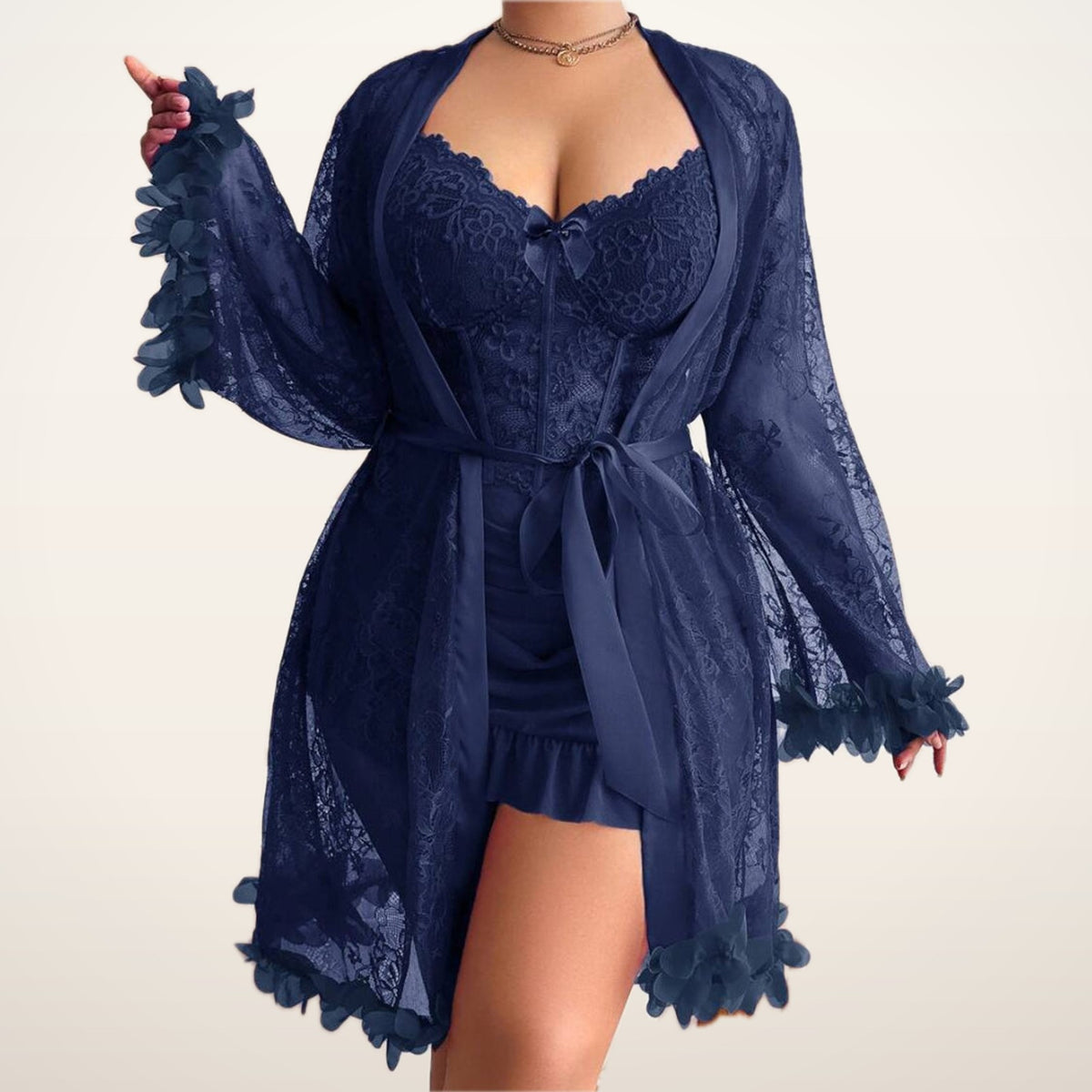 Amelie Curve Lace Nightgown & Sheer Robe Set | Velvetella