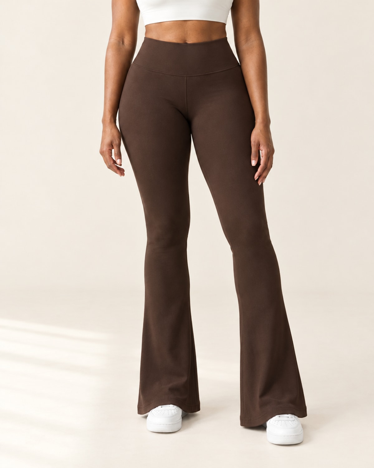 Sculpt Scrunch Flare Pant with Pockets in Brown – front | Velvetella