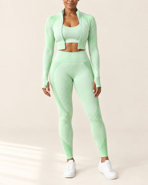 Seamless 3-Piece Set in Mint – front | Velvetella