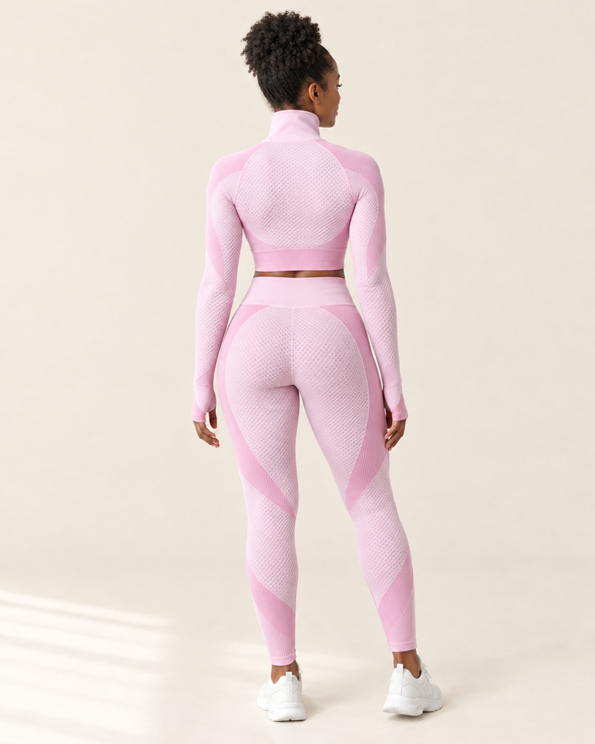 Seamless 3-Piece Set in Pink – back | Velvetella