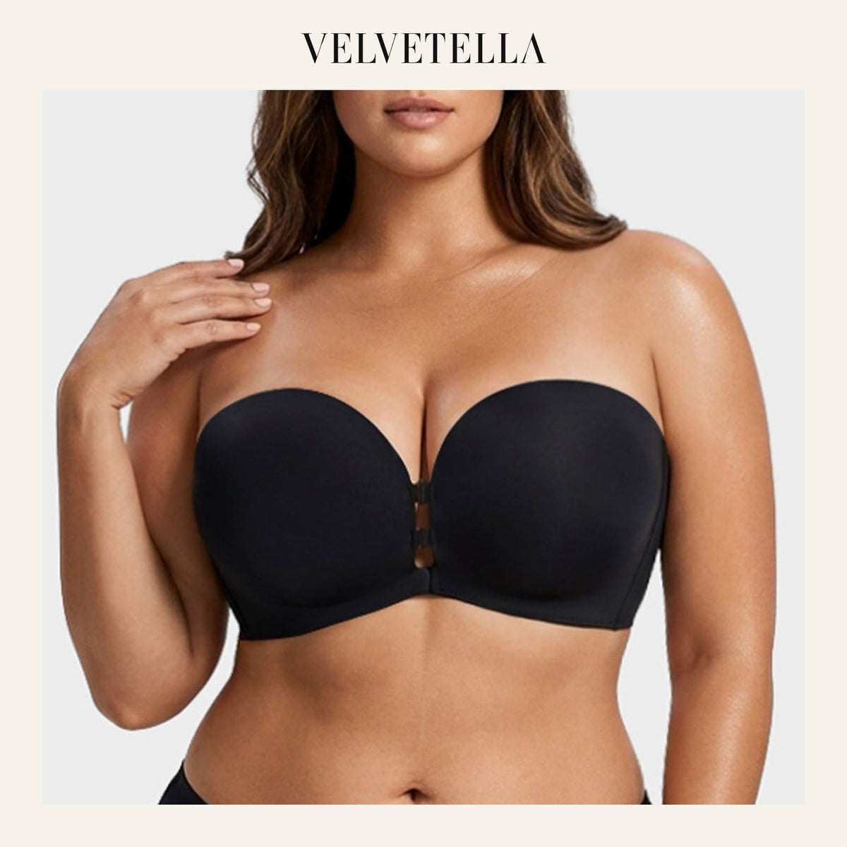 Seamless Front Closure Strapless Push-Up Bra with Removable Straps | Velvetella