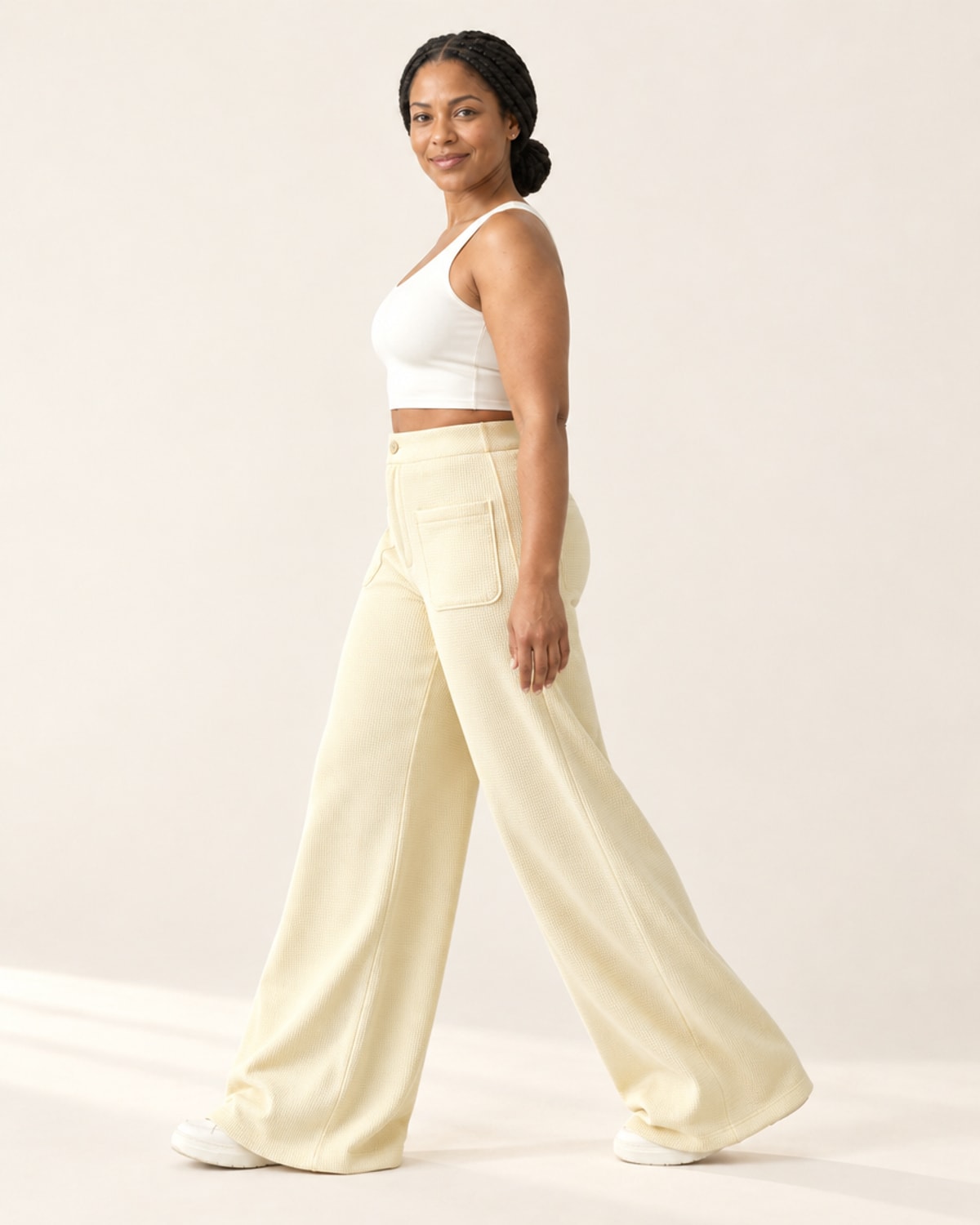 Studio Waffle Wide-Leg Pant in Beige – feature | Velvetella