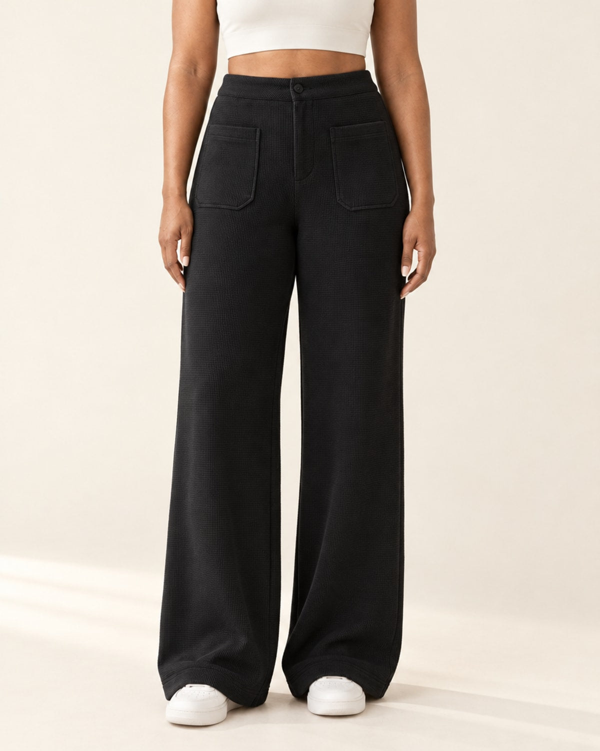 Studio Waffle Wide-Leg Pant in Black – front | Velvetella