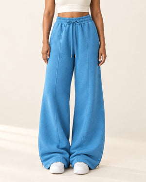 Studio Wide-Leg Sweatpant in Azure – front | Velvetella